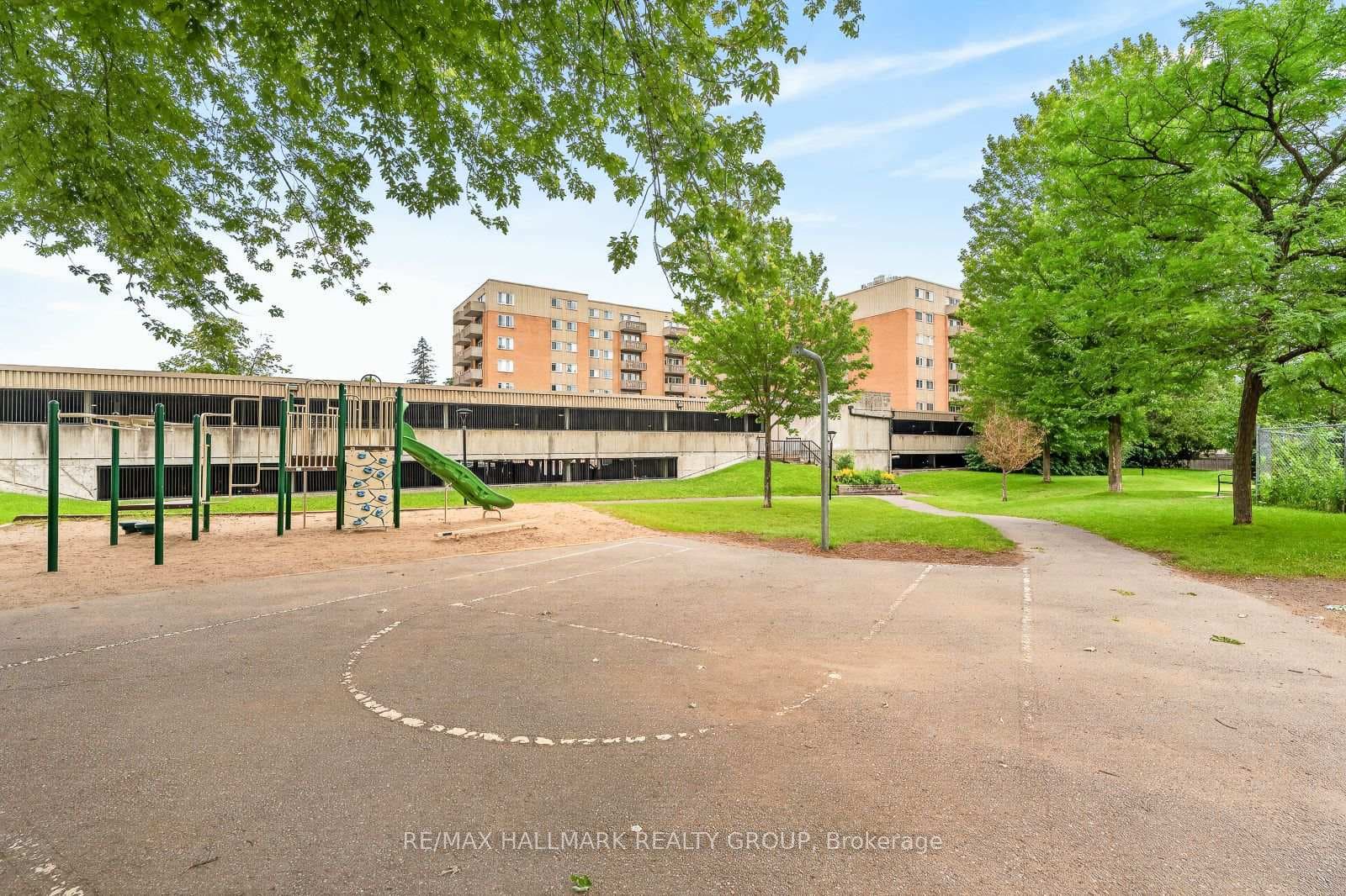 1599 LASSITER Terrace Unit 514 photo 37
