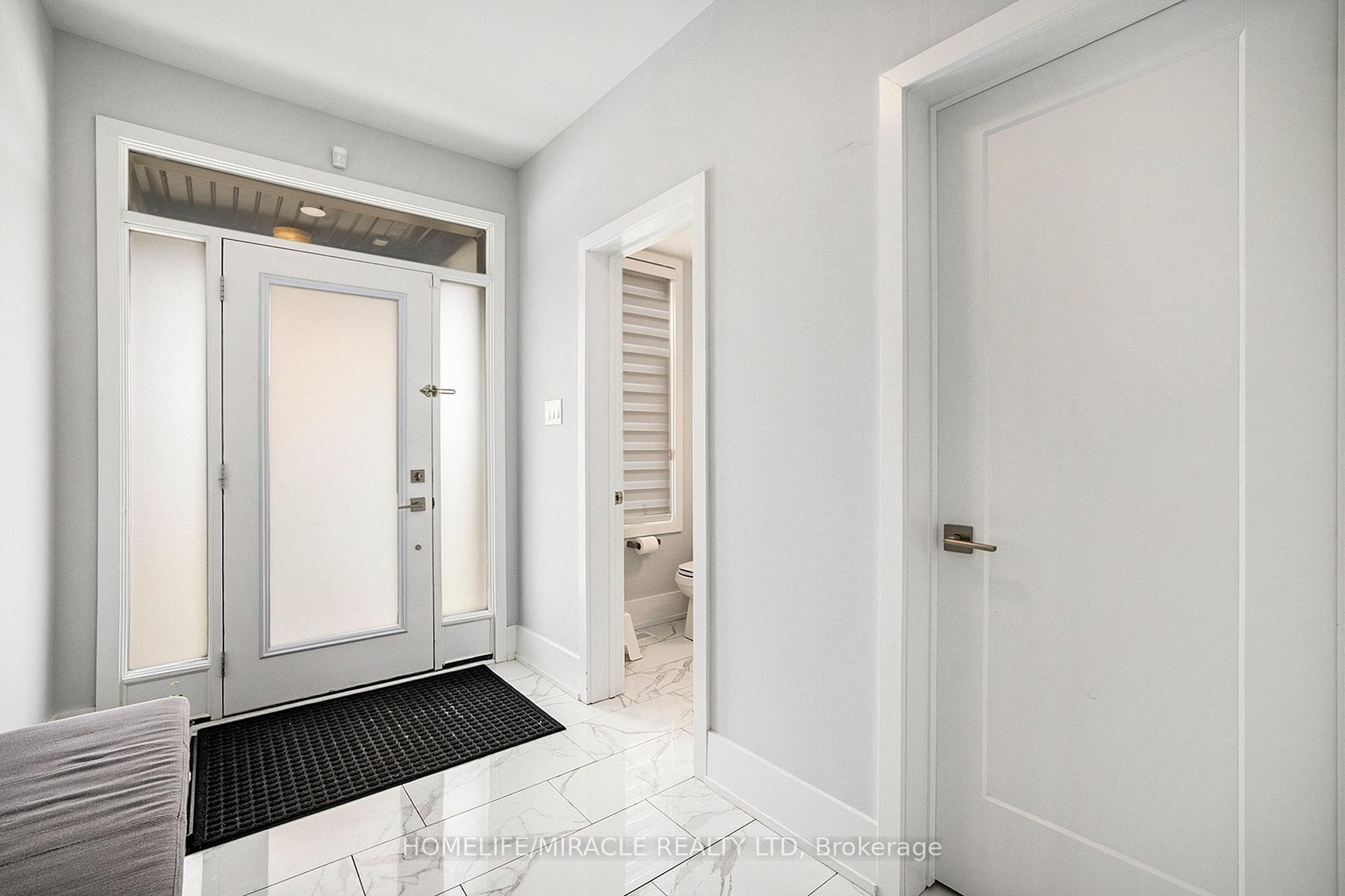 652 Perseus Avenue photo 3
