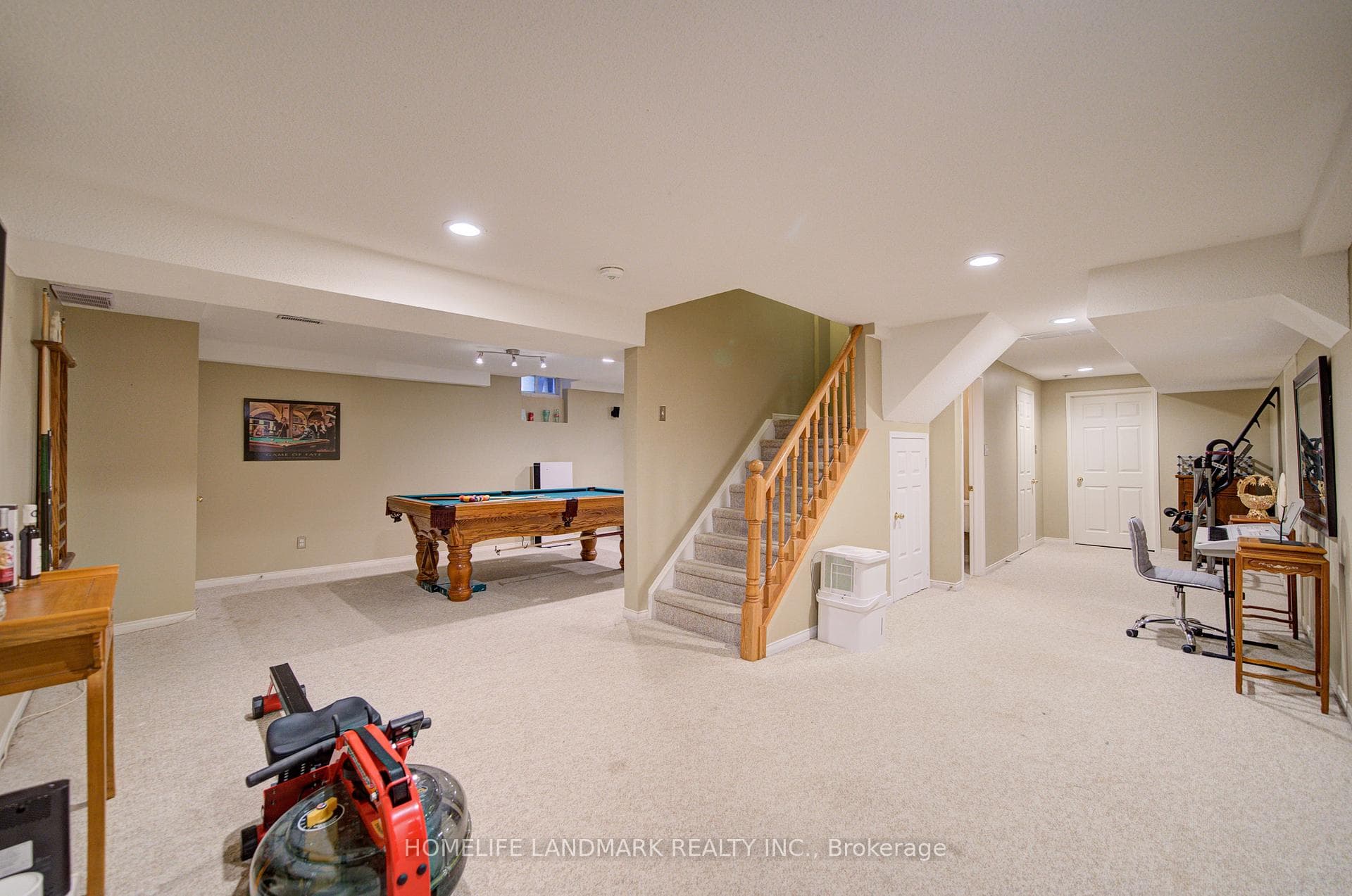 1360 Old English Lane photo 43