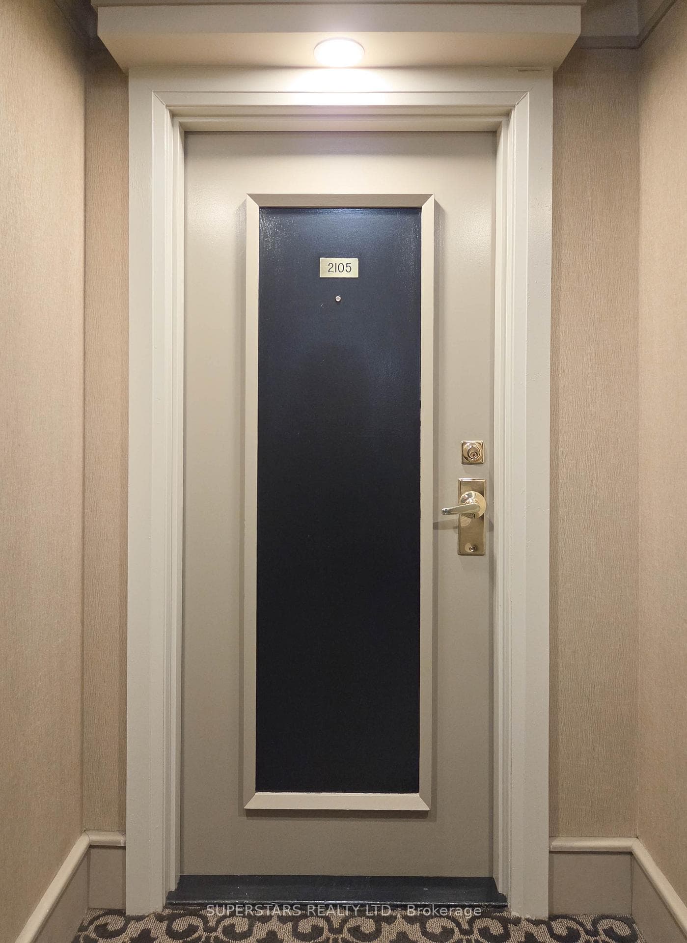 909 Bay Street Unit 2105 photo 12