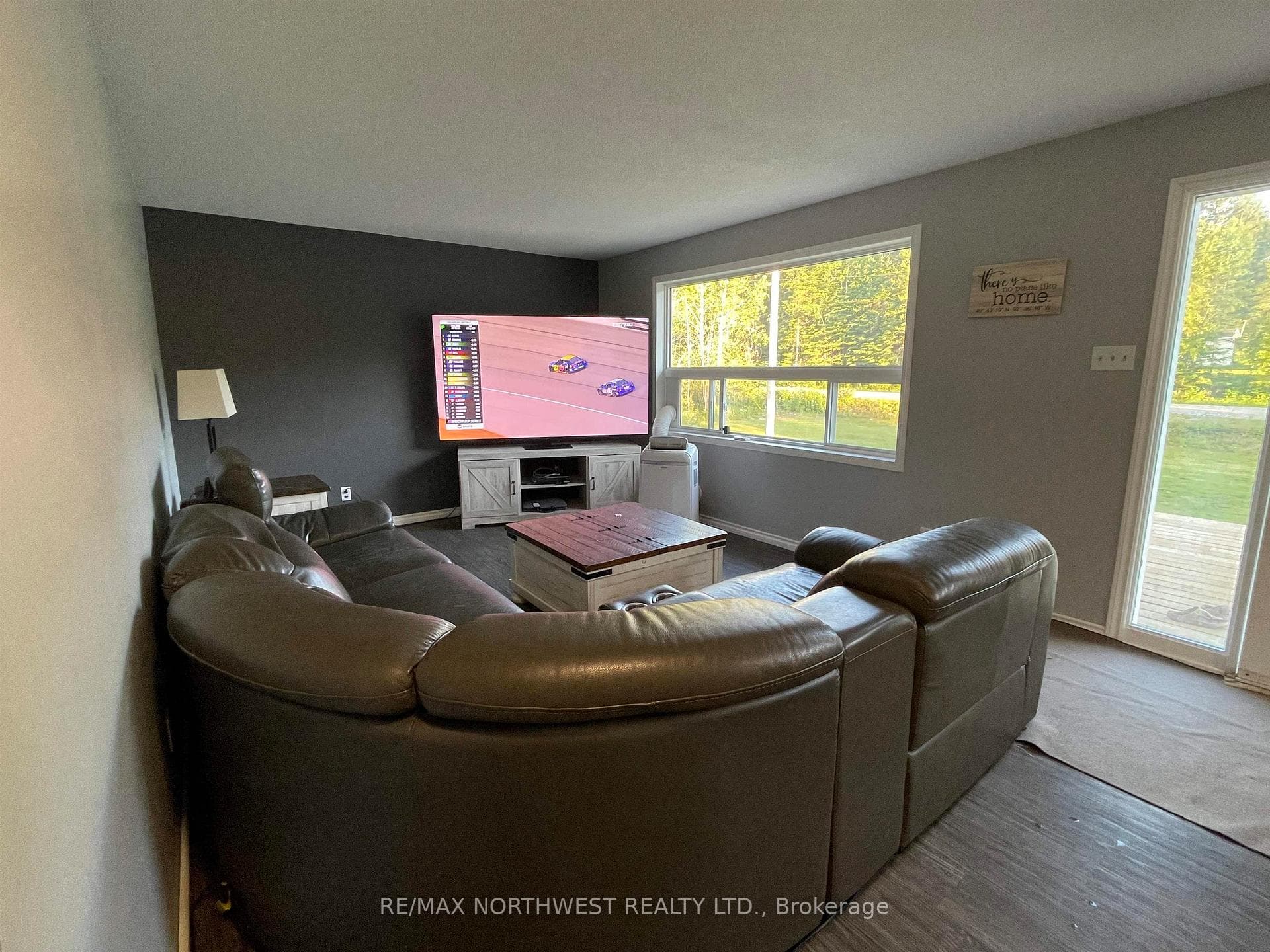 9 Rodgers Road photo 4