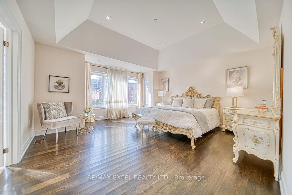 177 Townsgate Drive photo 21