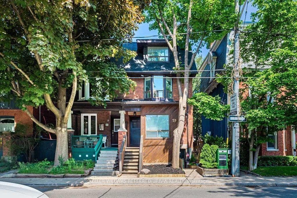 29 Boulton Avenue Unit Upper photo 1