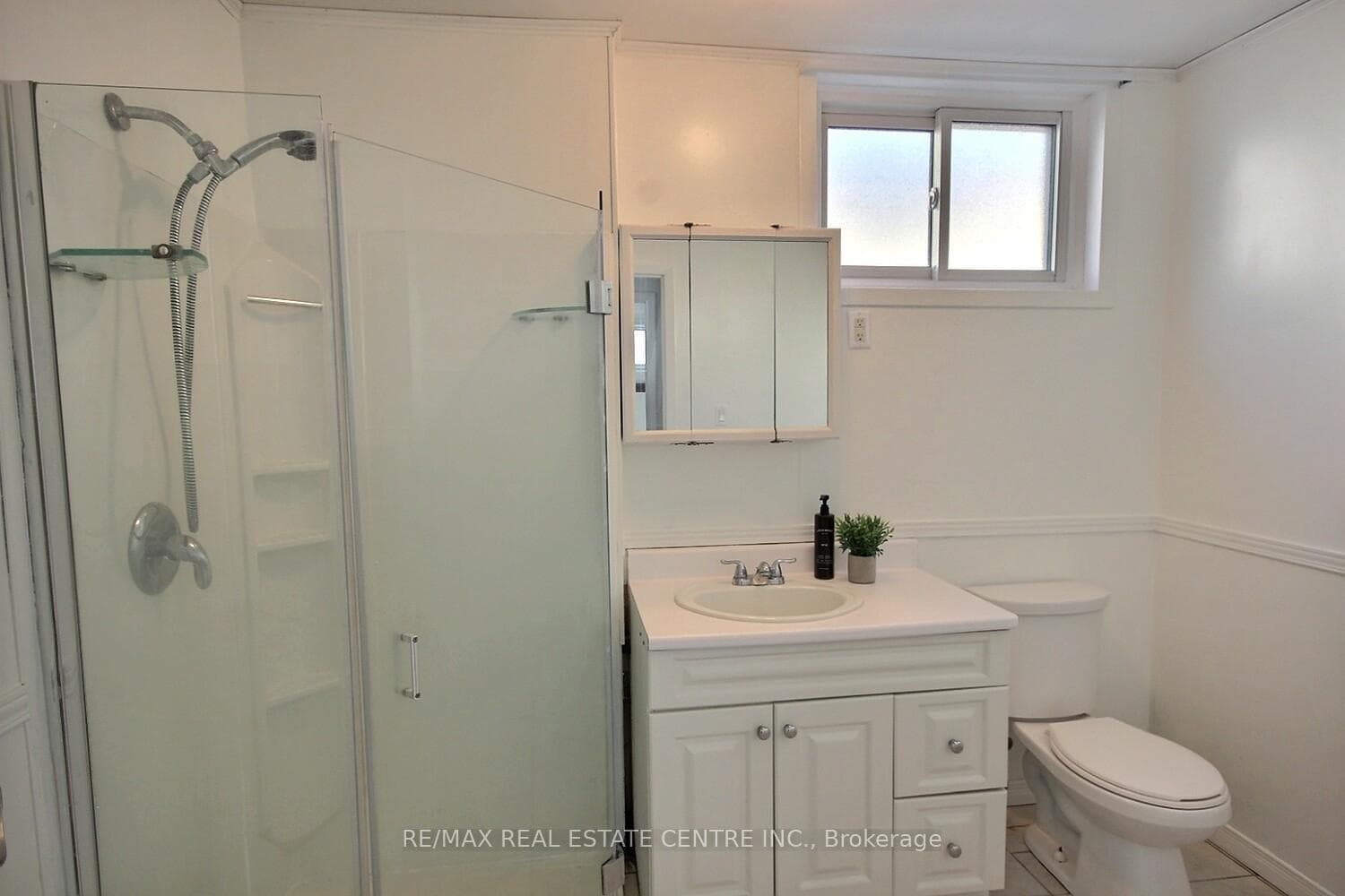 Bathroom #2