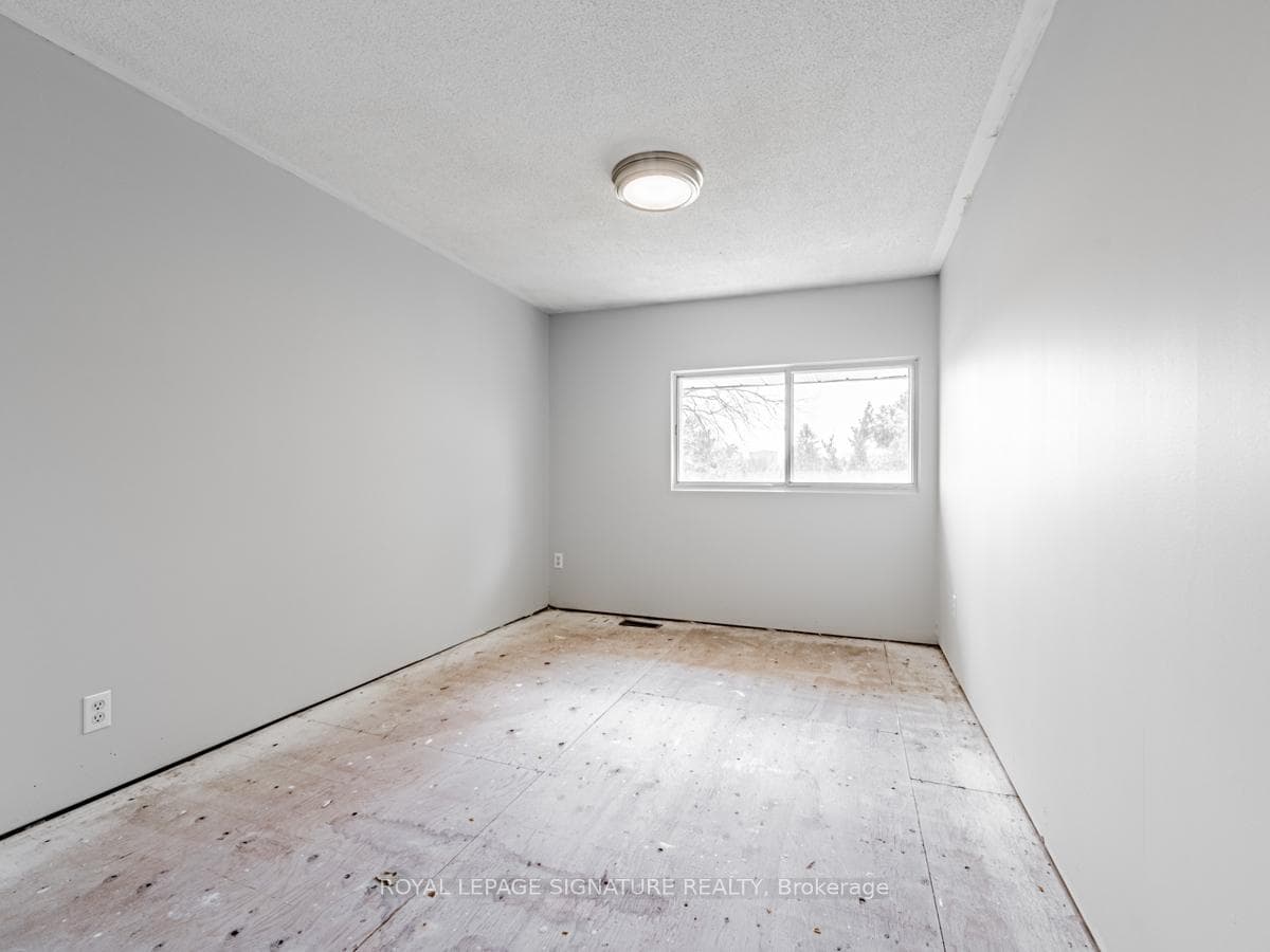 2800 Midland Avenue Unit 42 photo 24