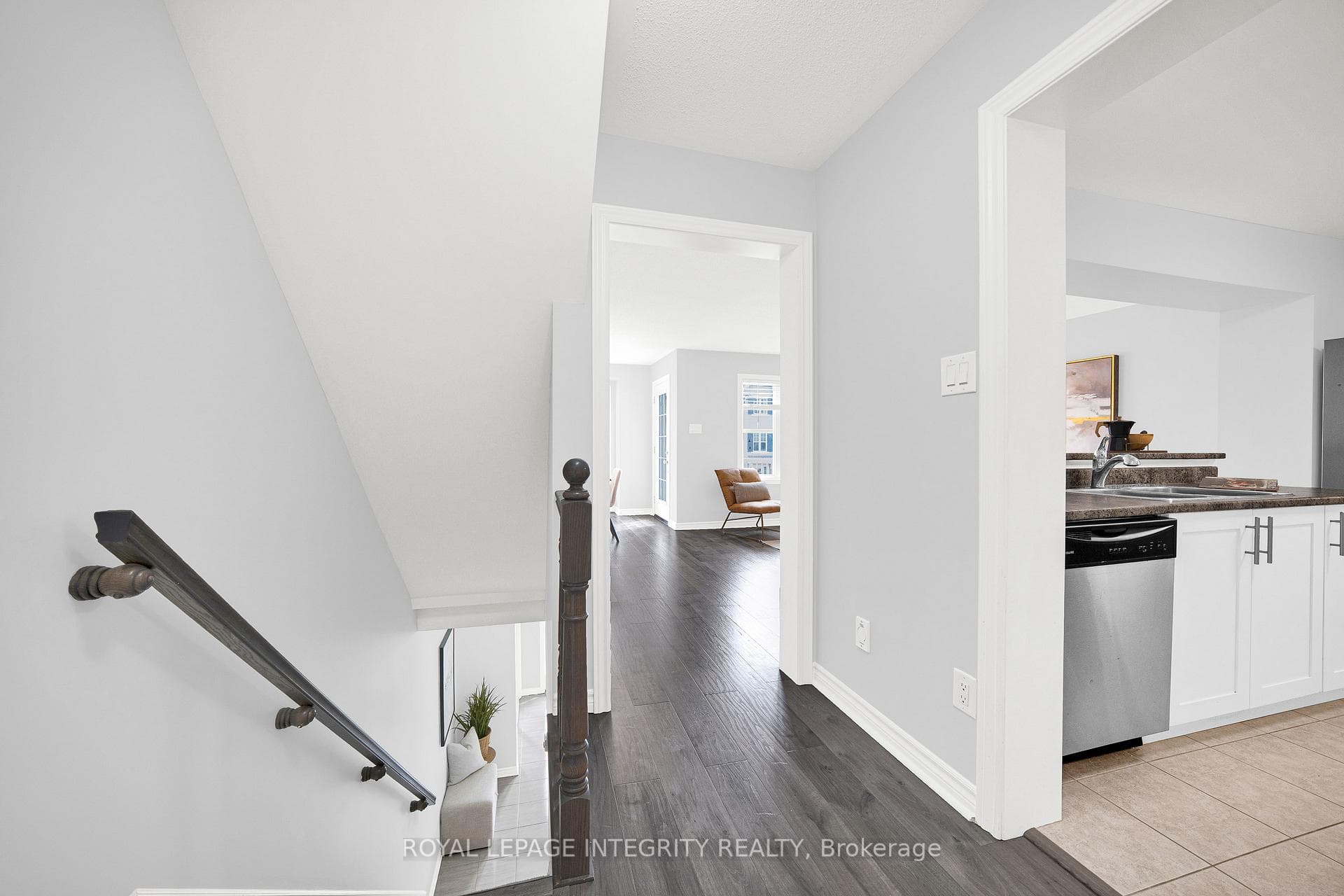 311 Pumpkinseed Crescent photo 5