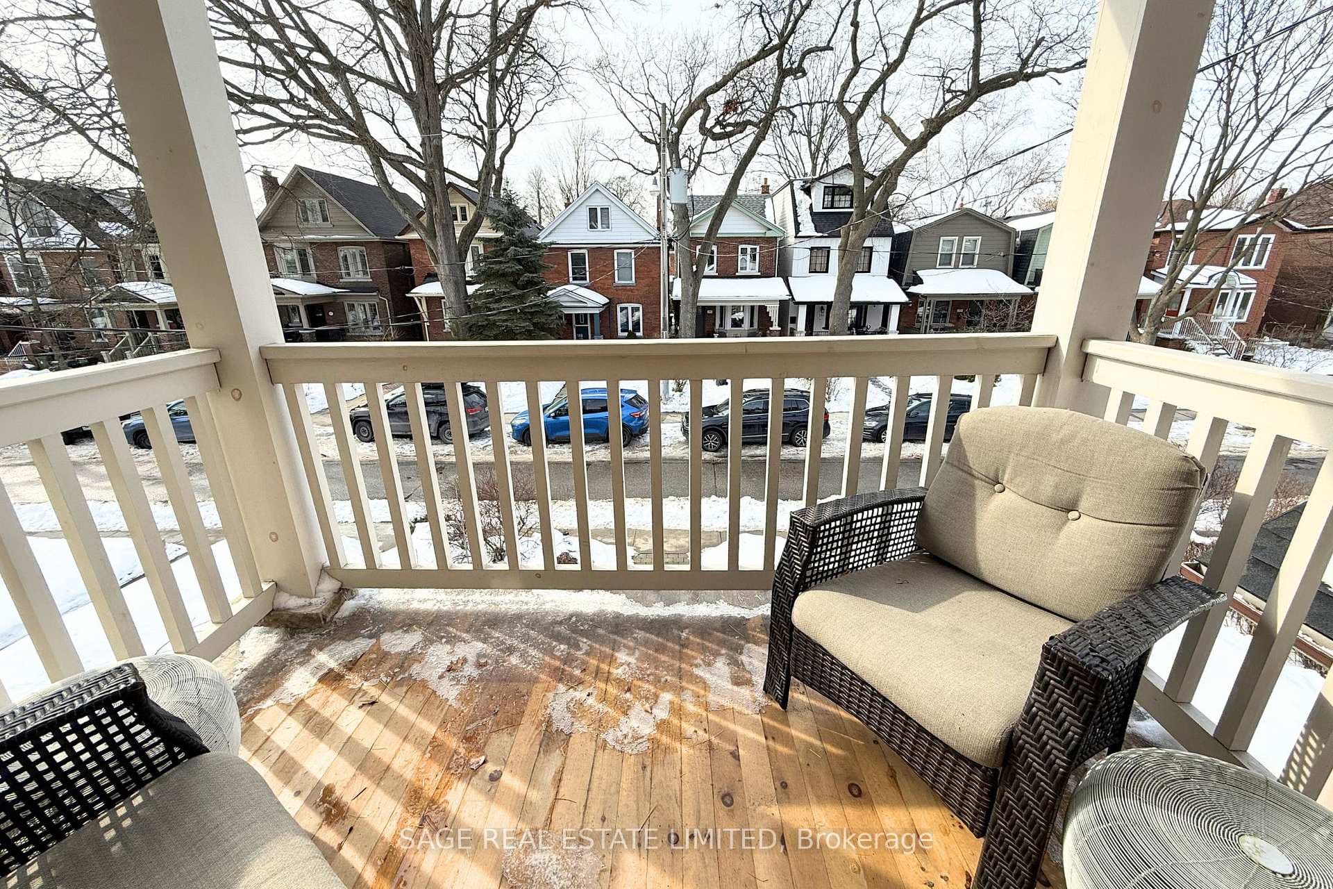 Private Deck