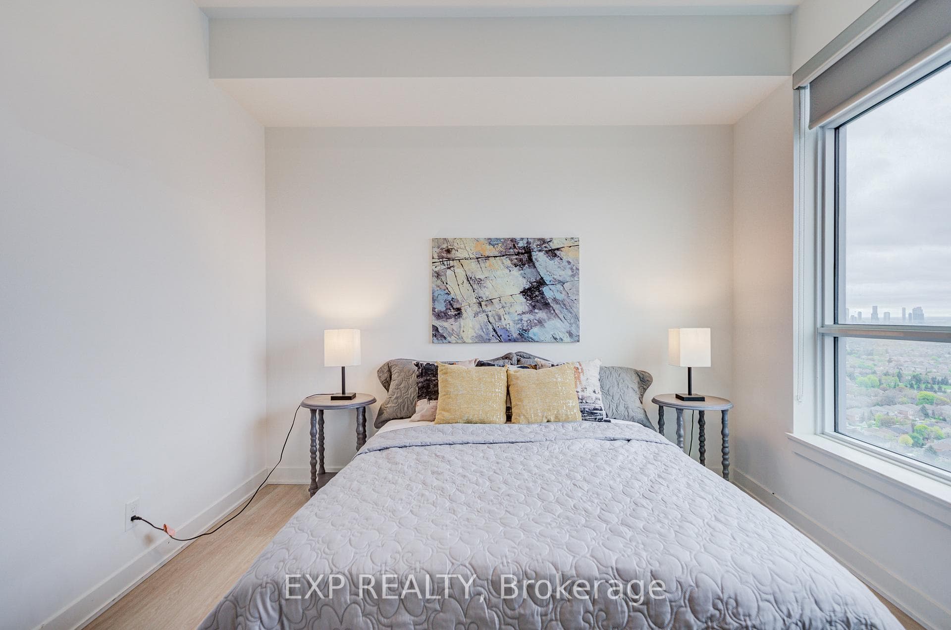 30 Upper Mall Way Unit 2707 photo 18