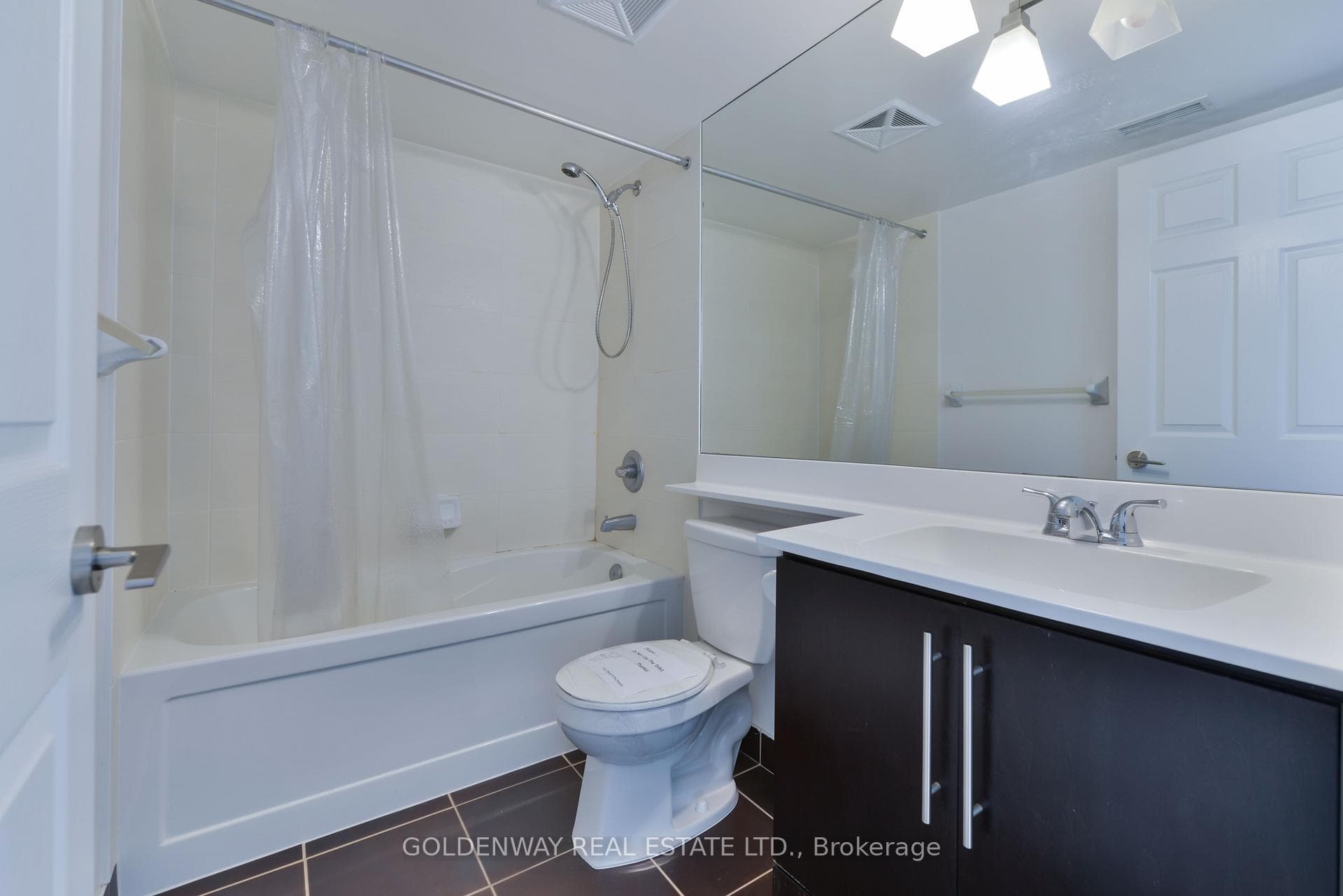 23 Cox Boulevard Unit 572 photo 6