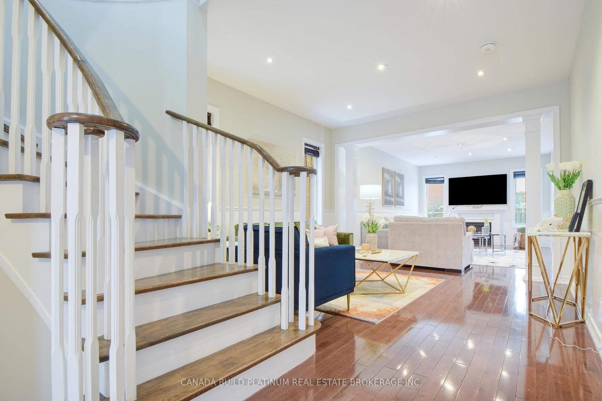 43 Boundbrook Drive photo 4