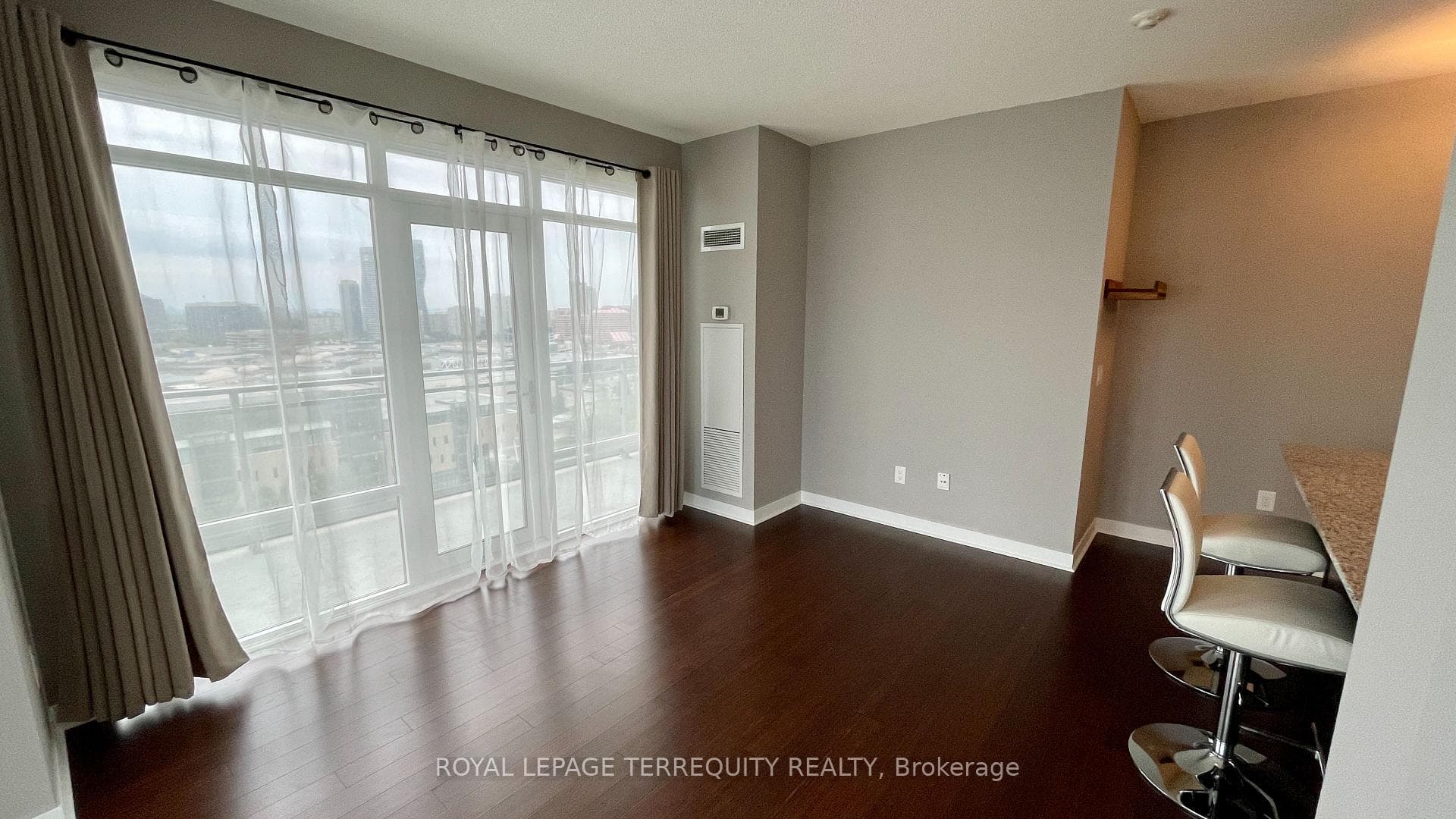 360 Square One Drive Unit 1511 photo 7
