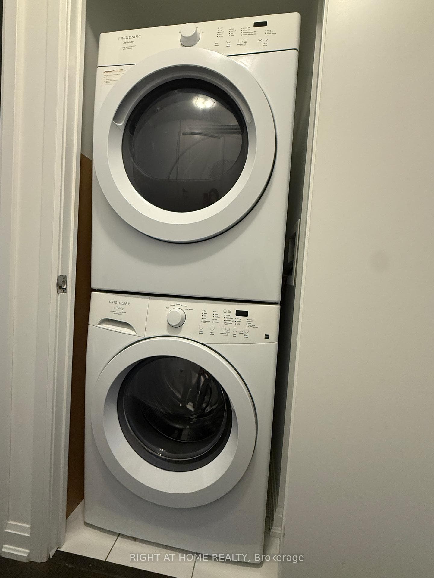 11 Bogert Avenue Unit 605 photo 9