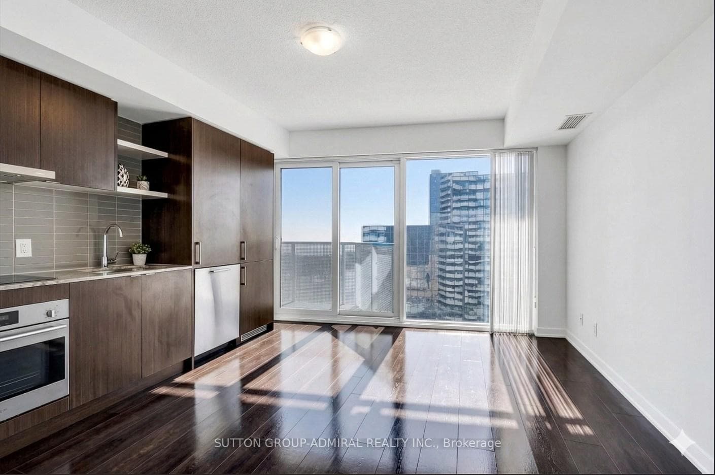 100 HARBOUR Street Unit 4008 photo 7