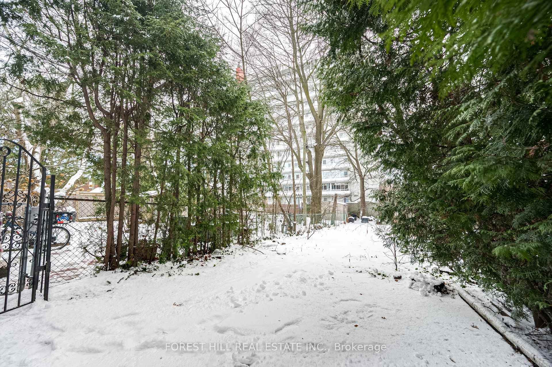 81 Benson Avenue photo 28