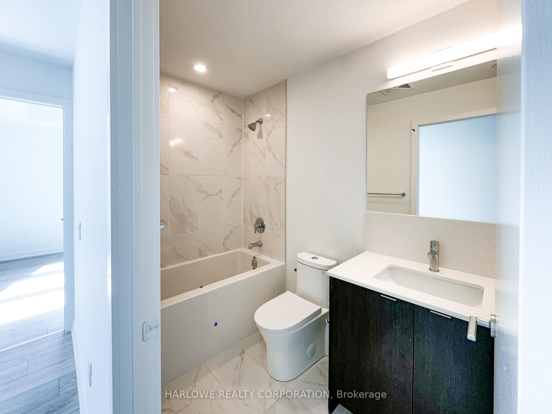 1606 Charles Street Unit 404 A photo 9