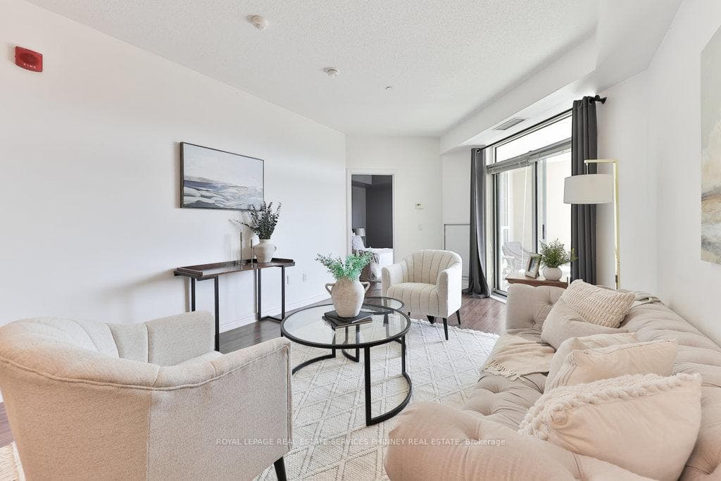 216 Oak Park Boulevard Unit 329 photo 6