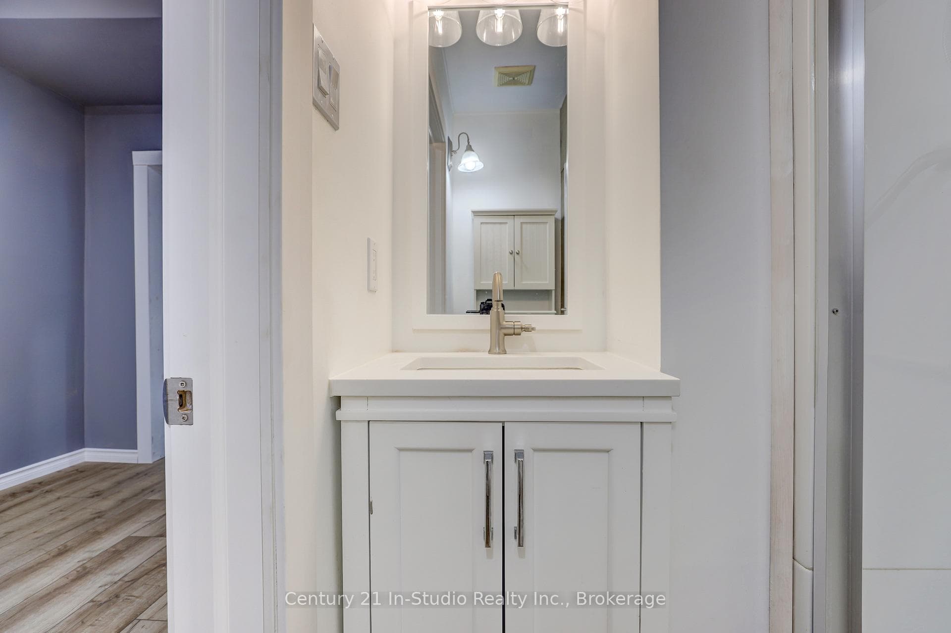 890 20th Street photo 38
