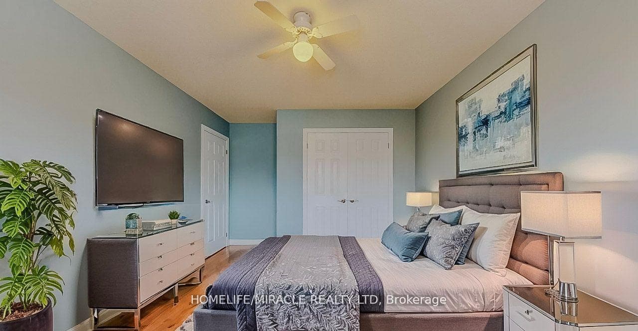 37 Sadielou Boulevard photo 29