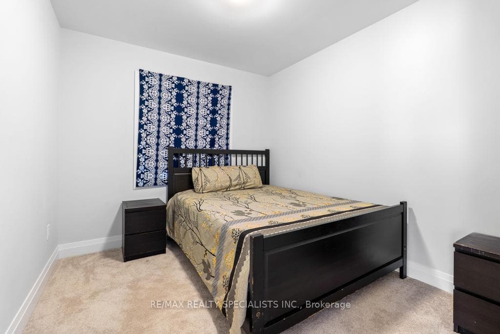 257 Harwood Avenue photo 23