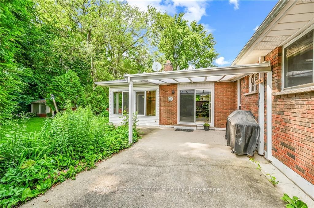 26 Helen Street photo 24