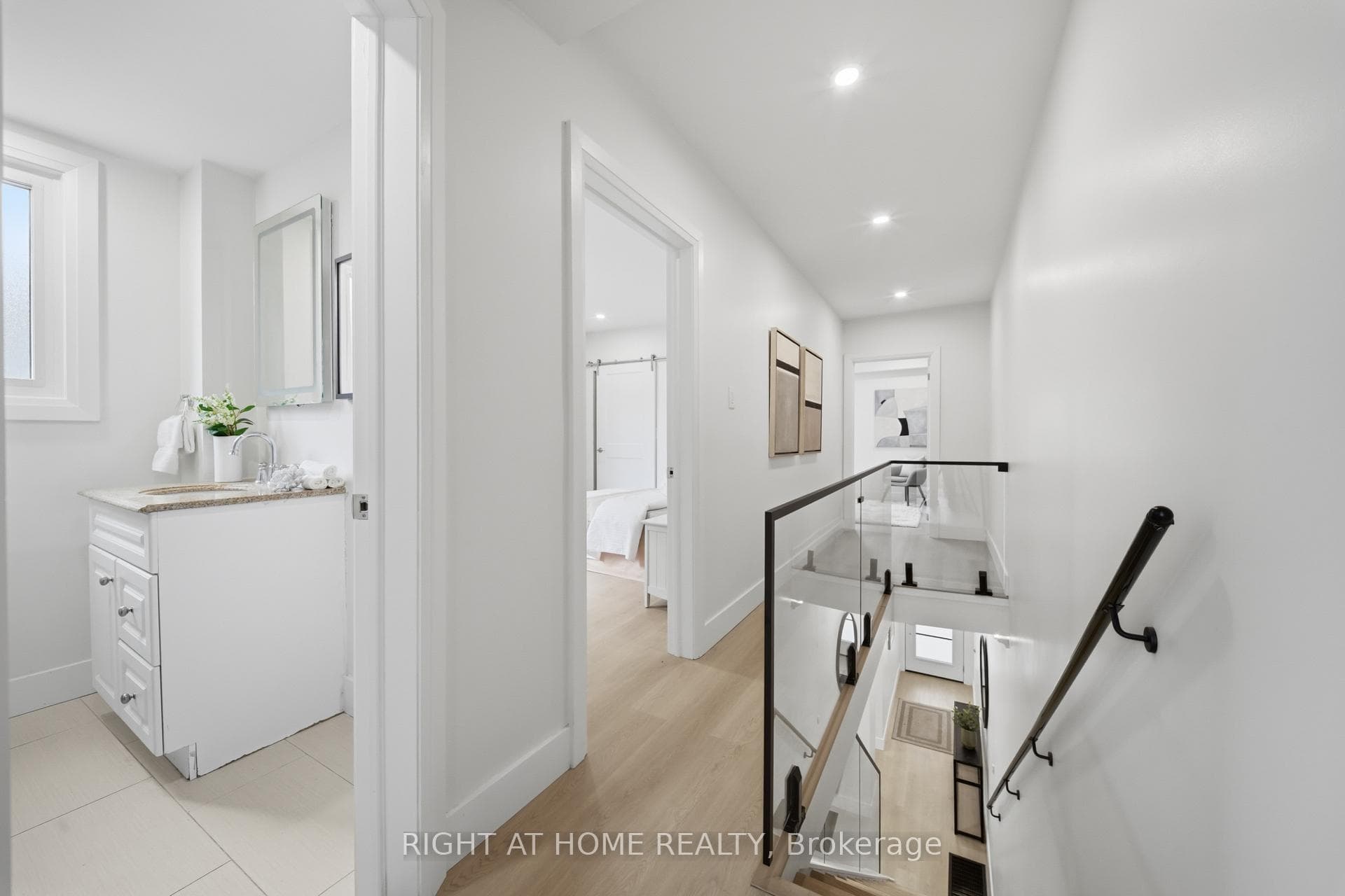 137 Gladstone Avenue photo 23