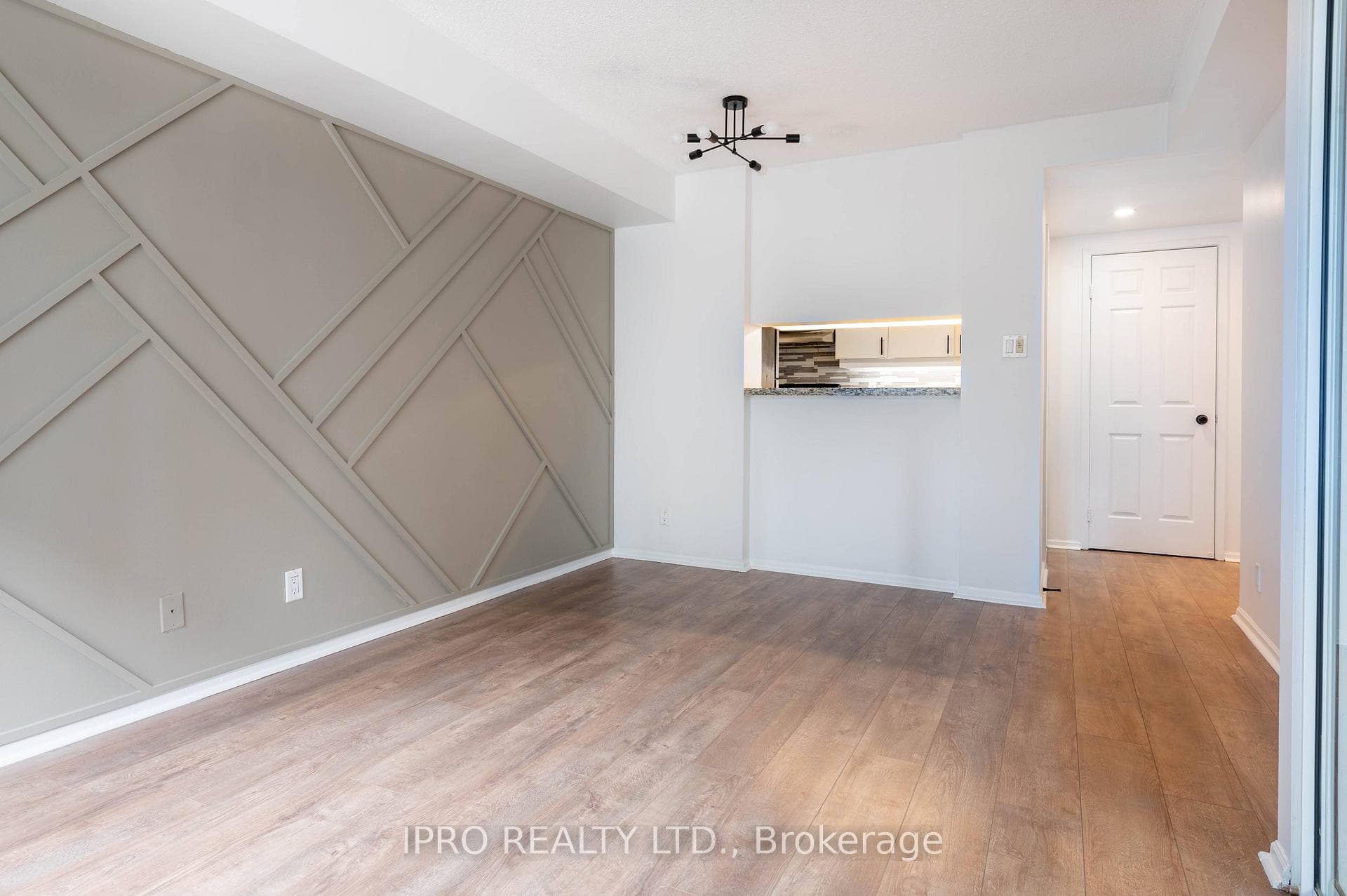 44 Gerrard Street Unit 1808 photo 6