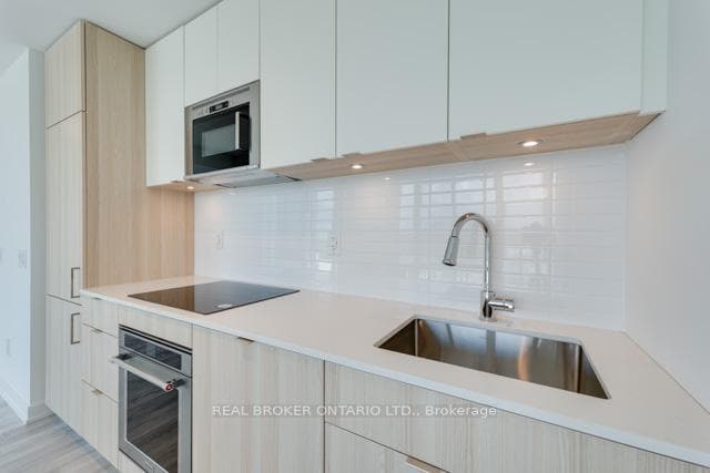 220 Missinnihe Way Unit 1114 photo 23