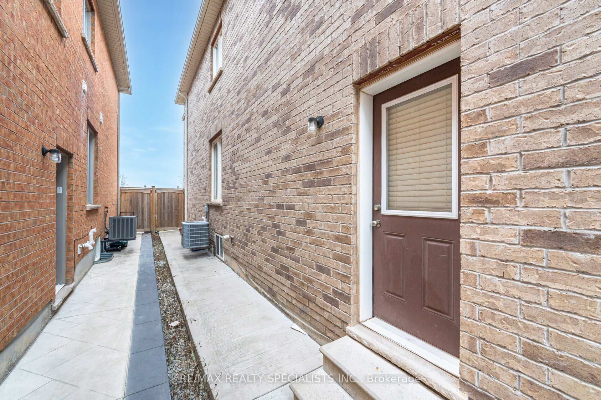 90 Speedwell Street photo 33