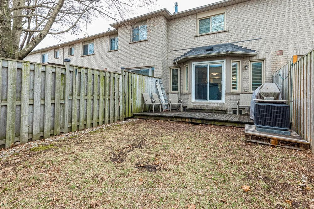 5555 Prince William Drive Unit 18 photo 17