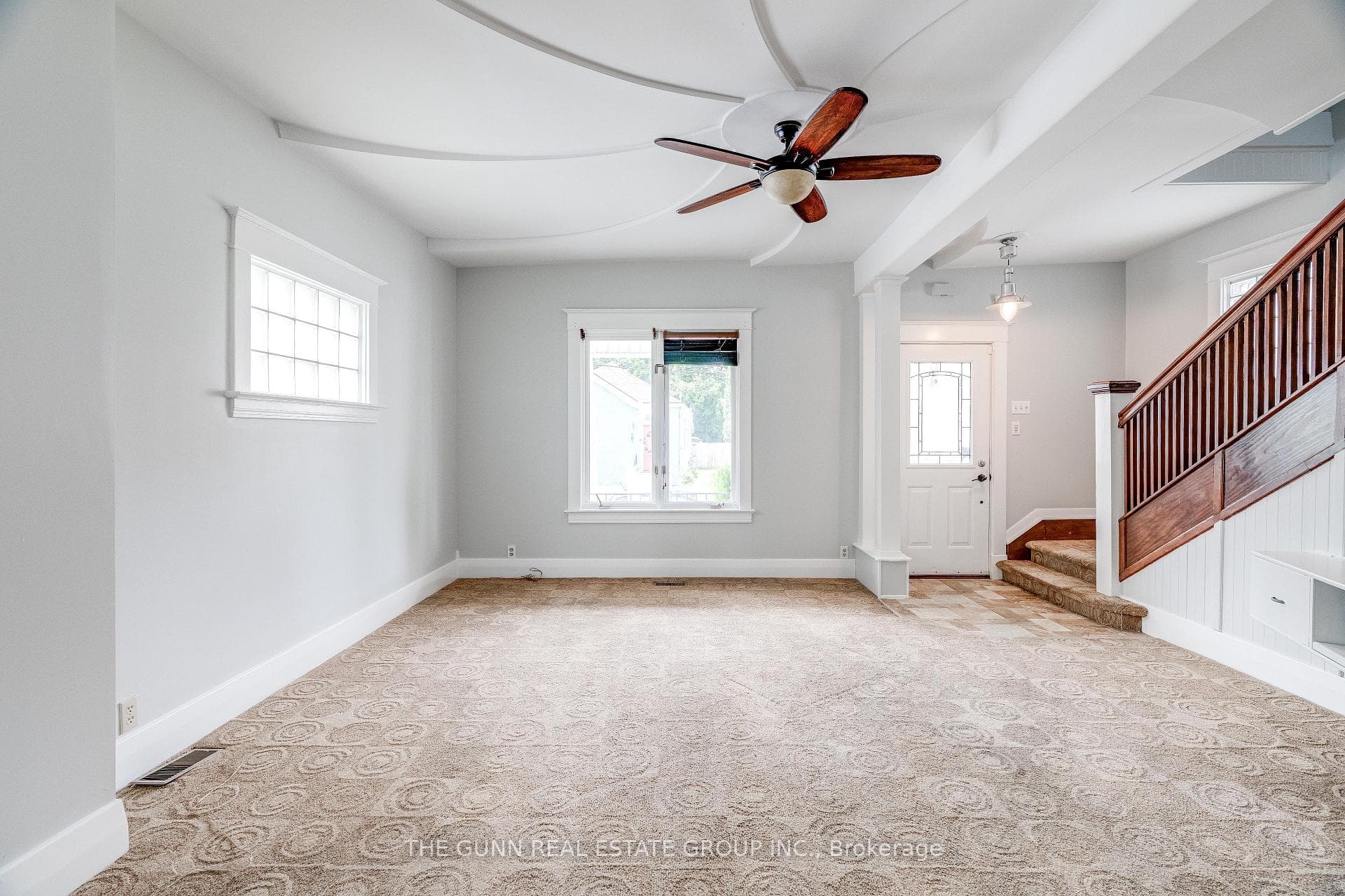 904 Dame Street photo 12