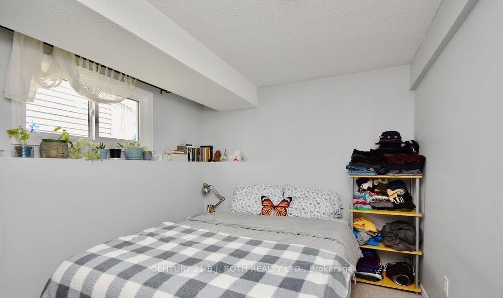 47 D'ambrosio Drive photo 14