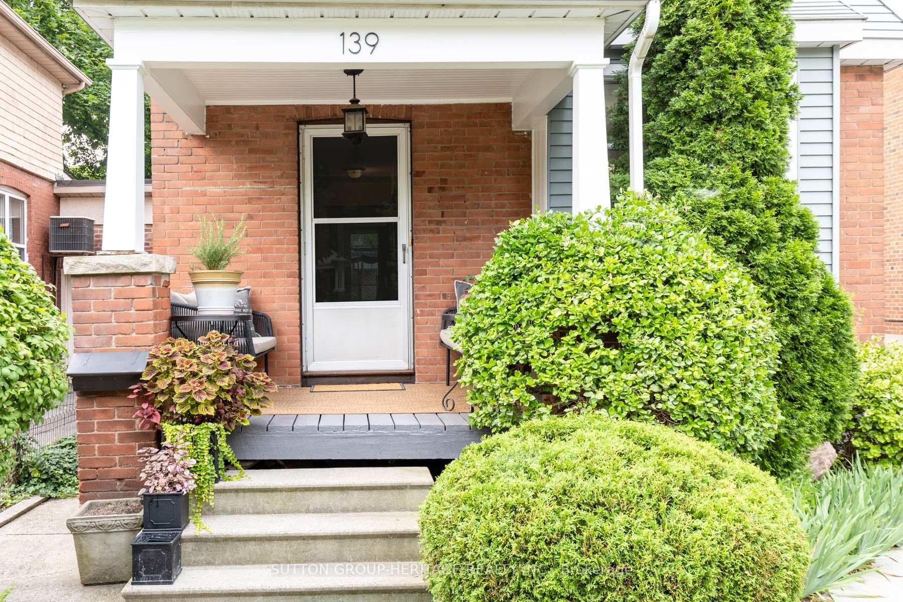 139 Queens Drive photo 6