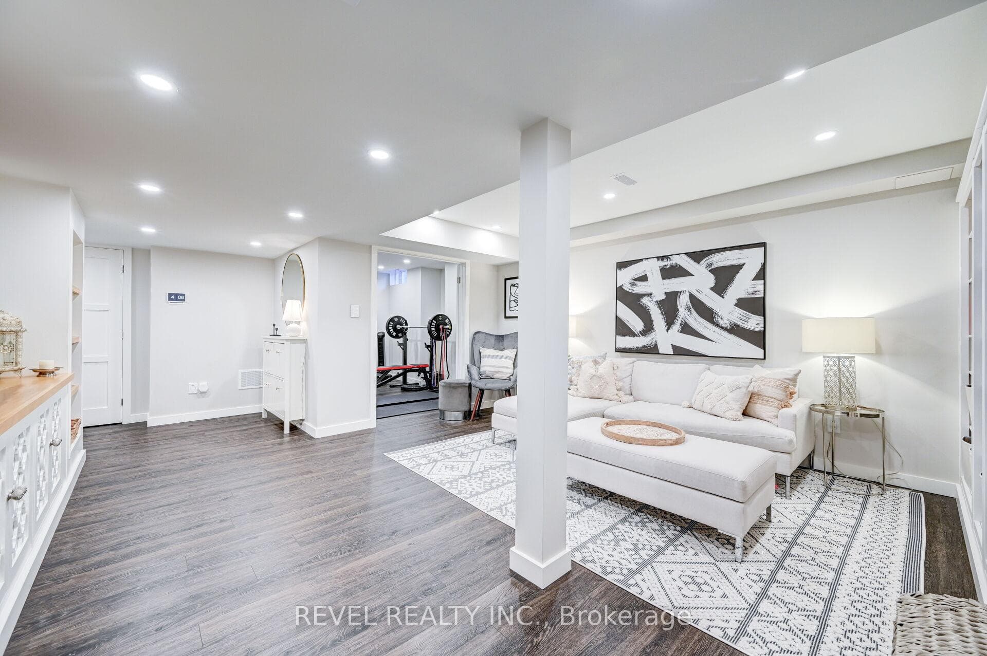 7 Jolana Crescent photo 35