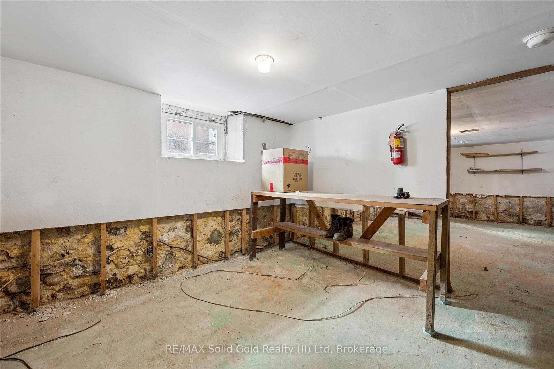 98 William Street photo 26
