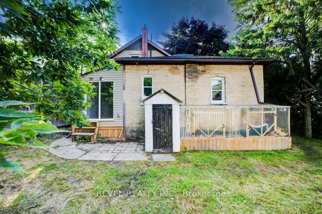 150 Stanley Street photo 26