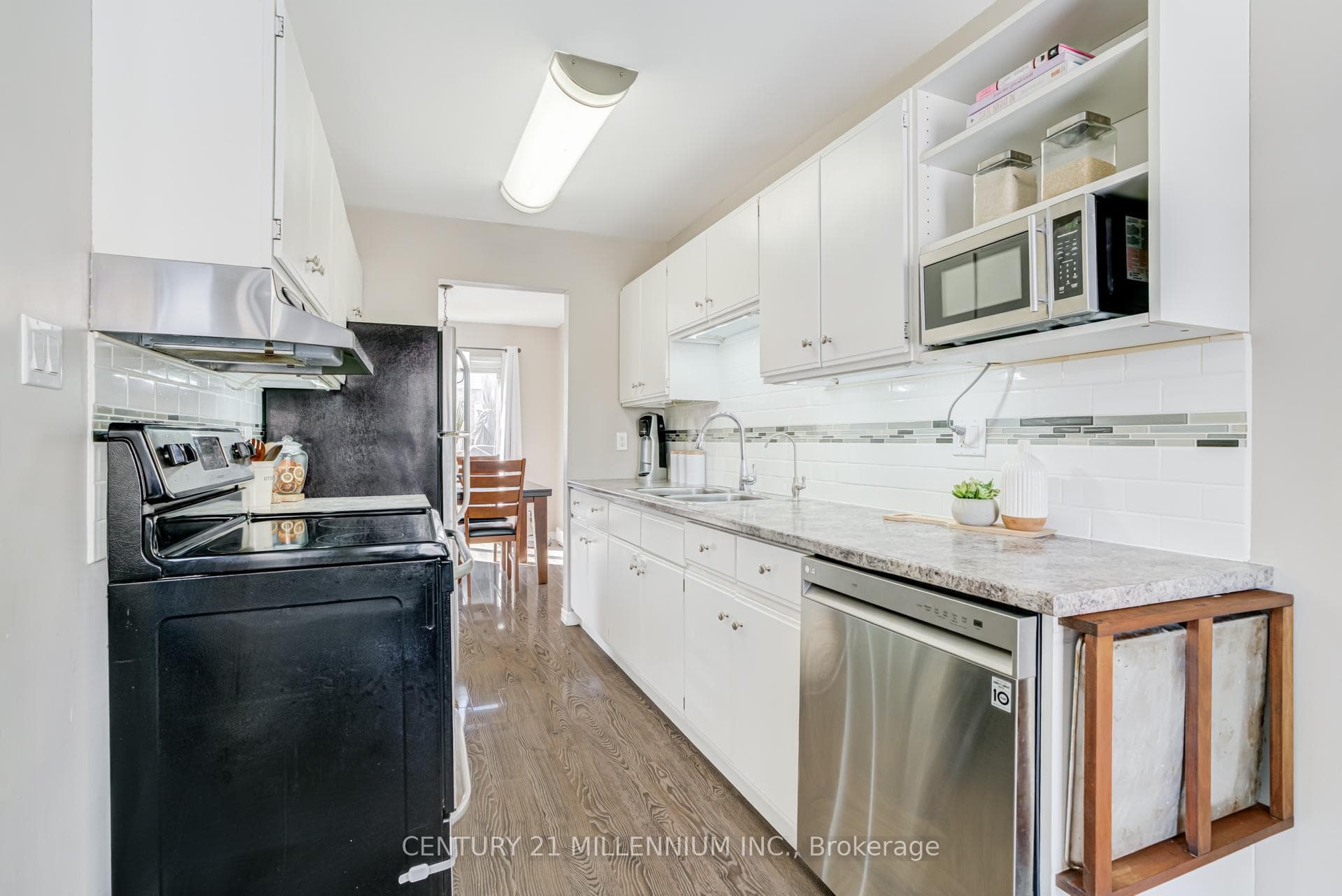31 Parkview Drive Unit 56 photo 5