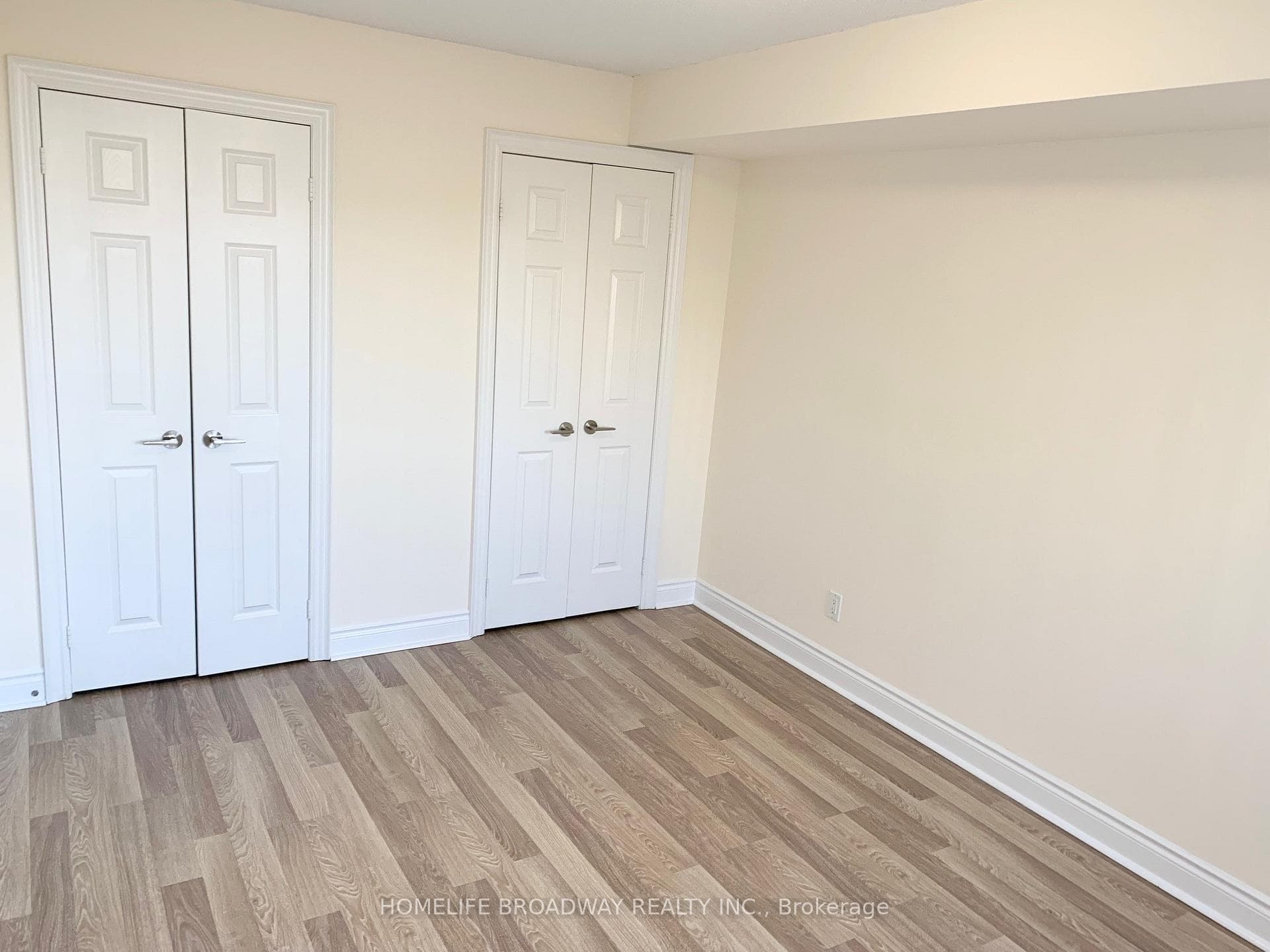 23 Cox Boulevard Unit 353 photo 13