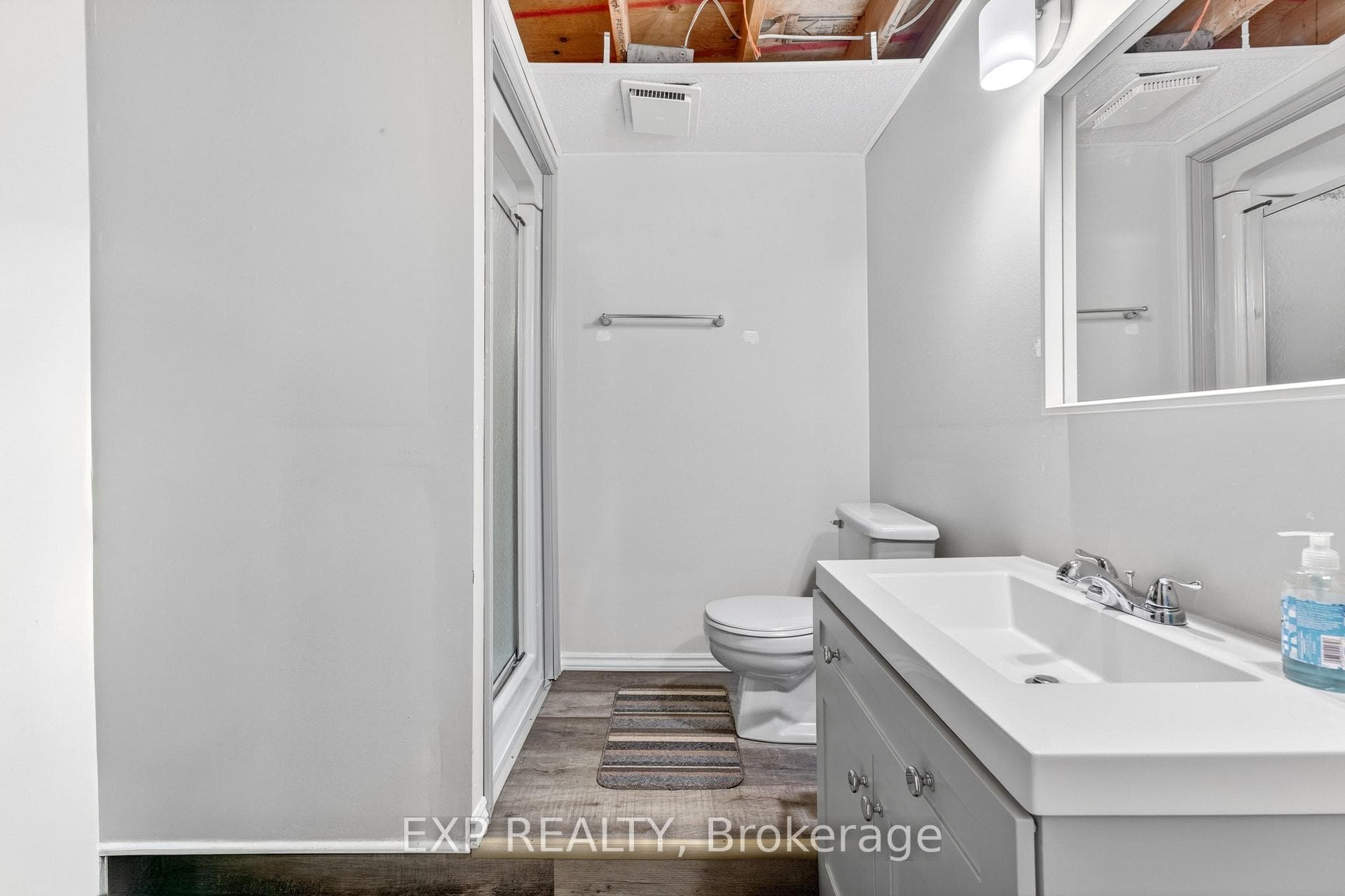 54 Dauphin Avenue photo 21