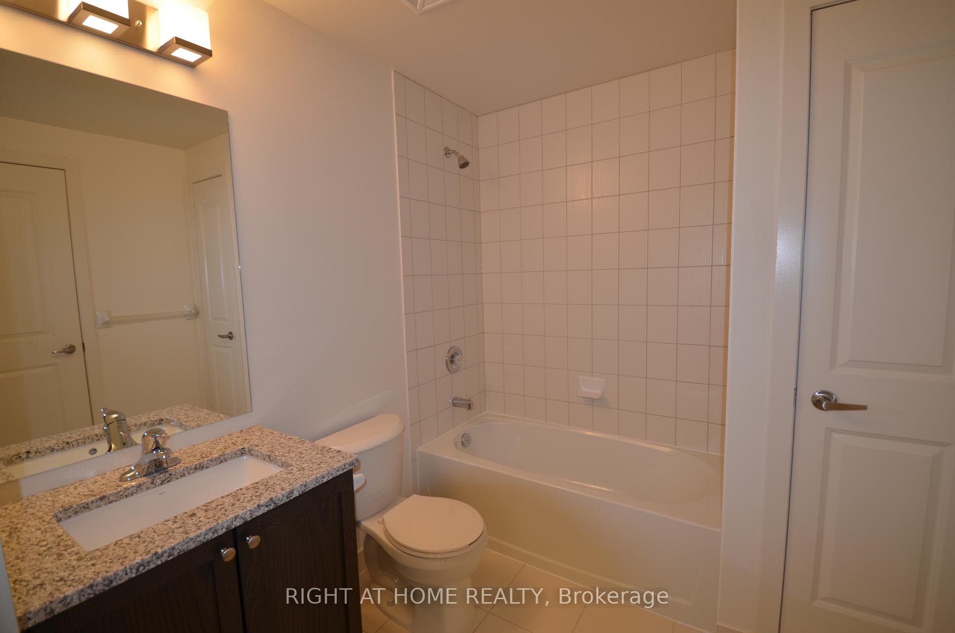 4955 Yonge Street Unit 801 photo 6
