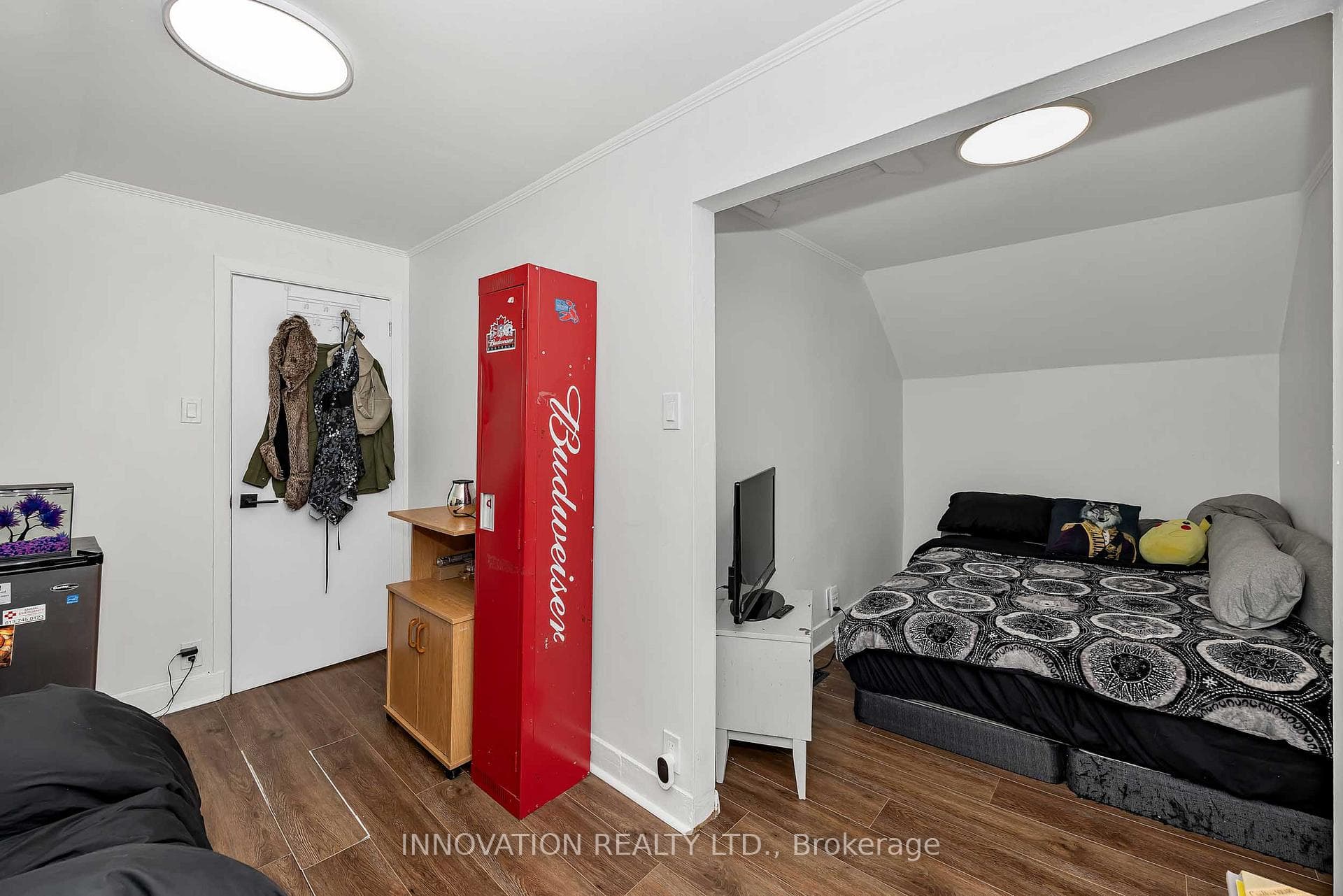 58 Russell Street photo 28