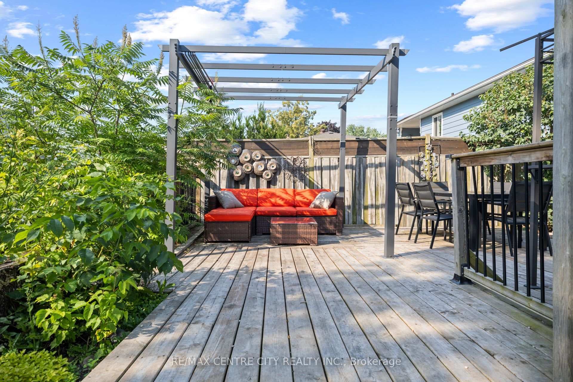 684 Macyoung Drive photo 27