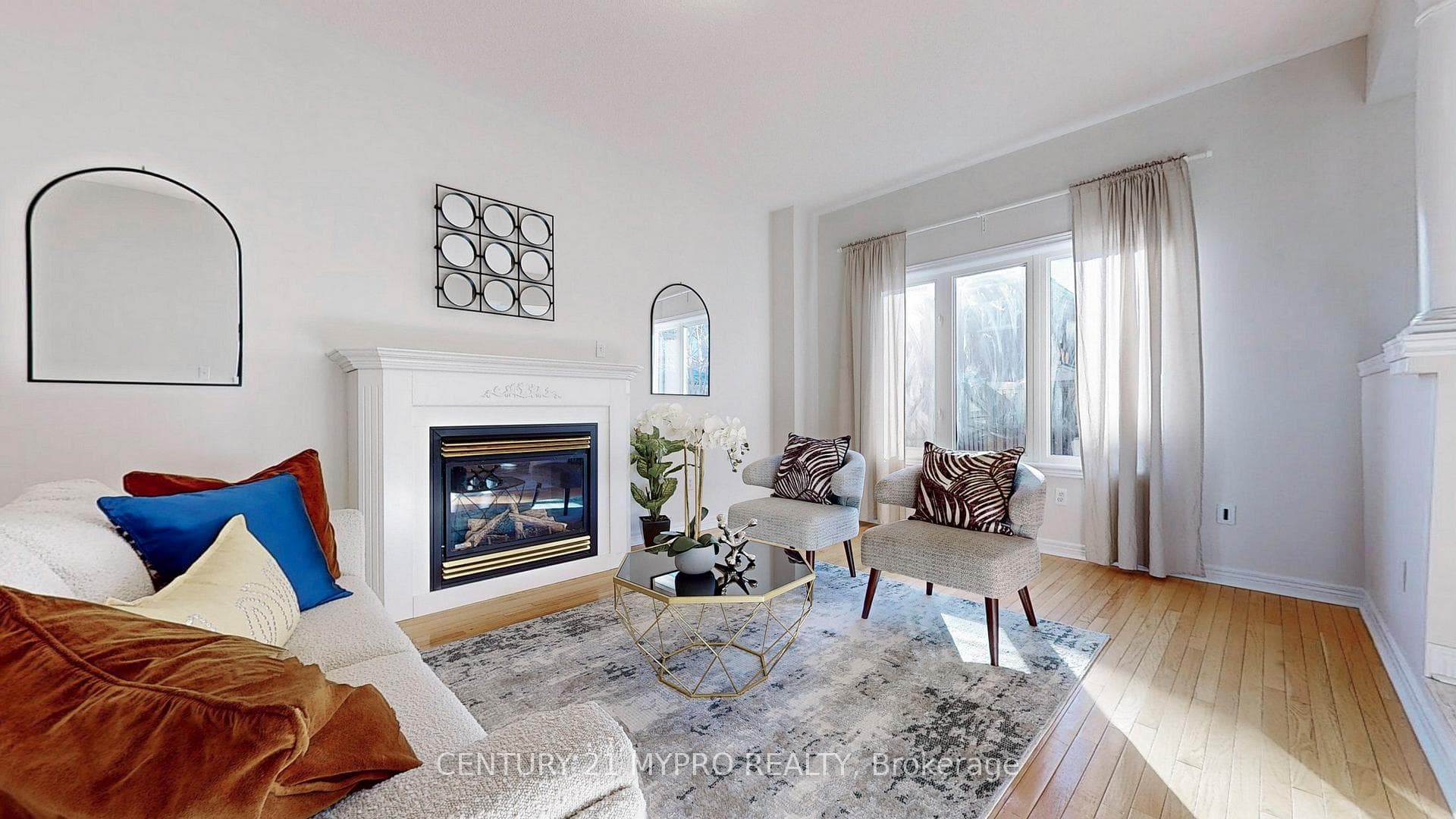 34 Ayhart Street photo 8