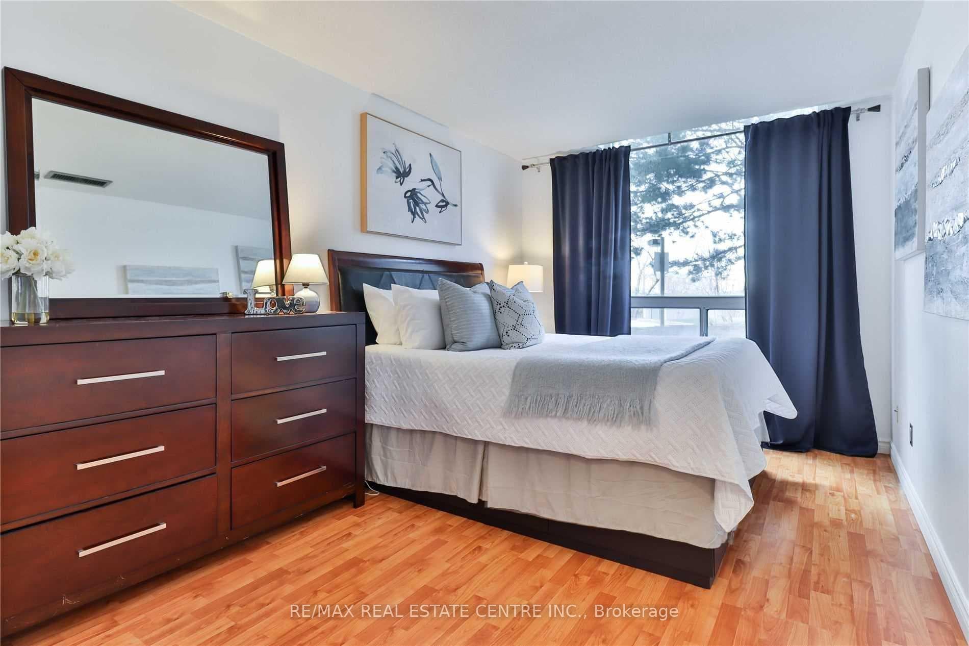 4450 Tucana Court Unit 103 photo 7