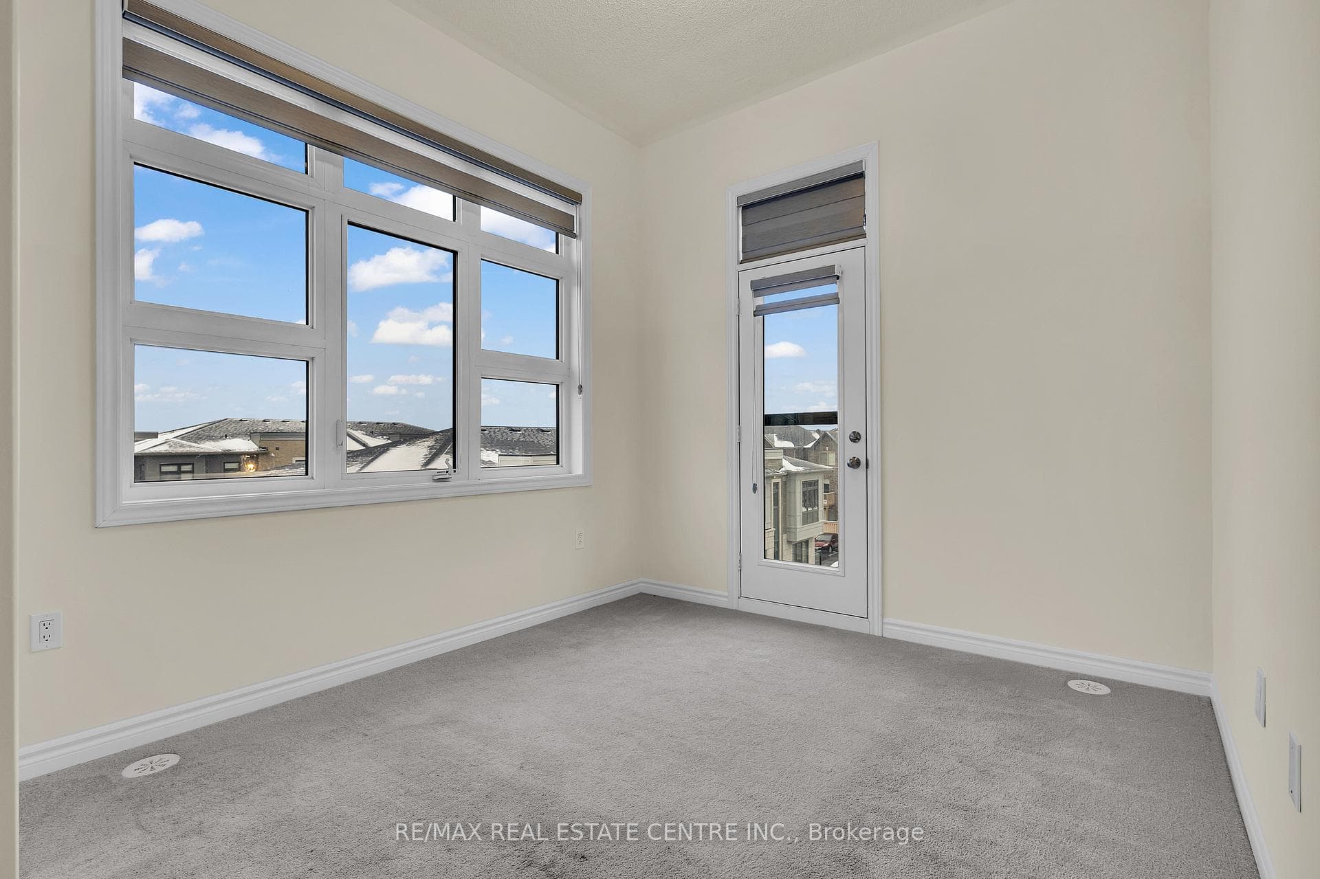 10 Halliford Place Unit 312 photo 18