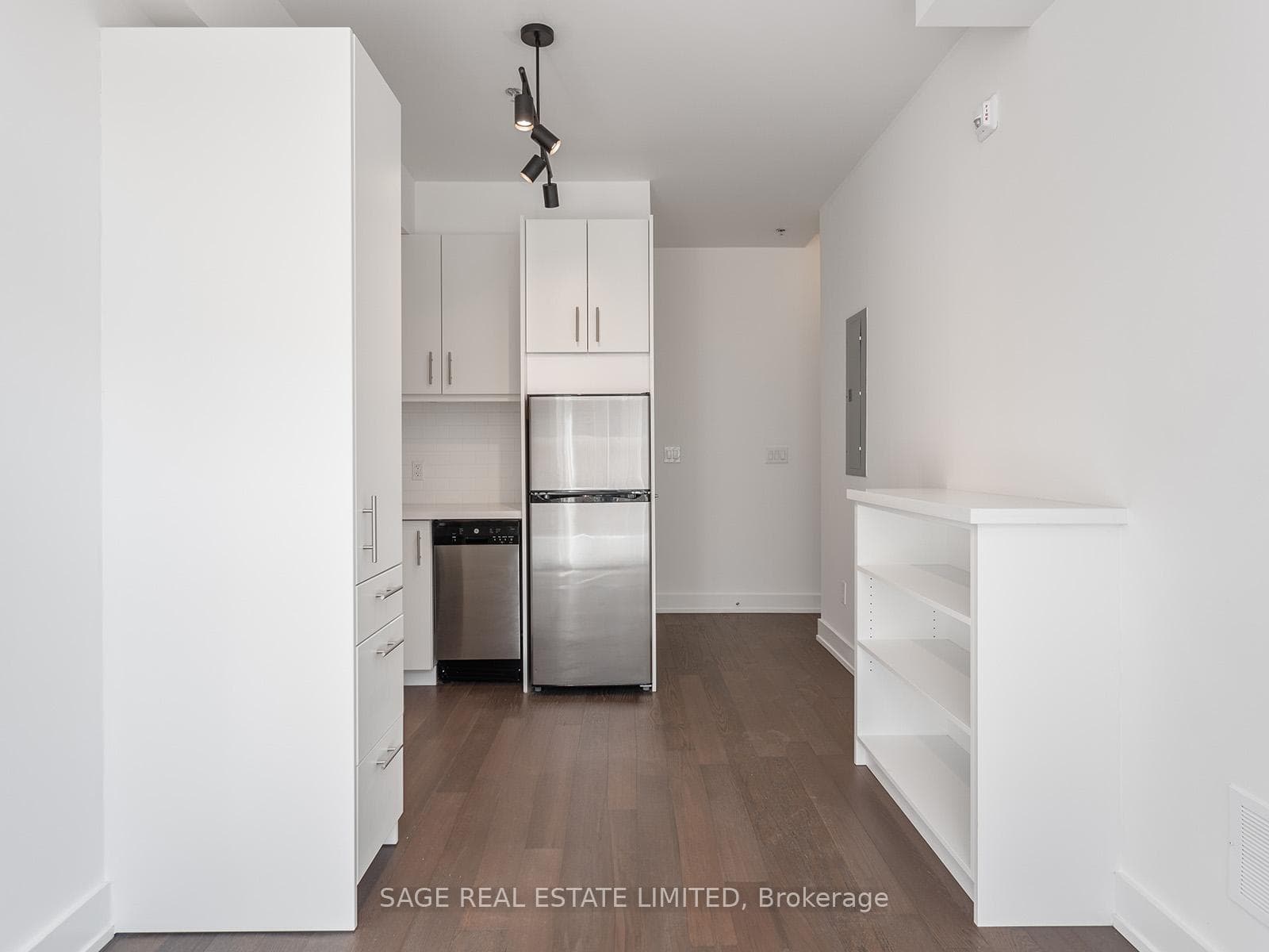 1183 Dufferin Street Unit 111 photo 3