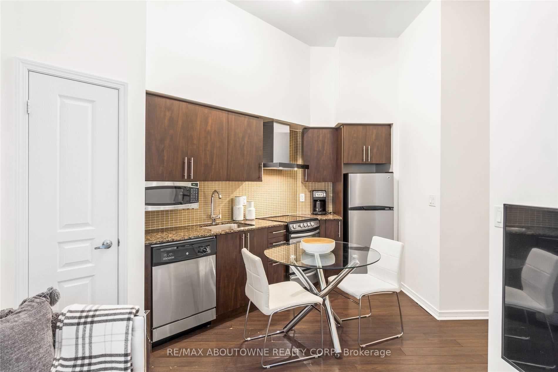 352 Front Street Unit 211 photo 13