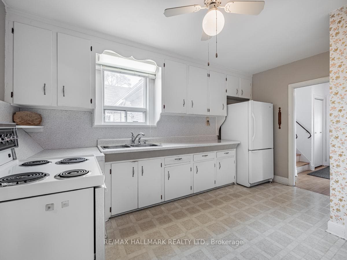46 Dunblaine Avenue photo 12