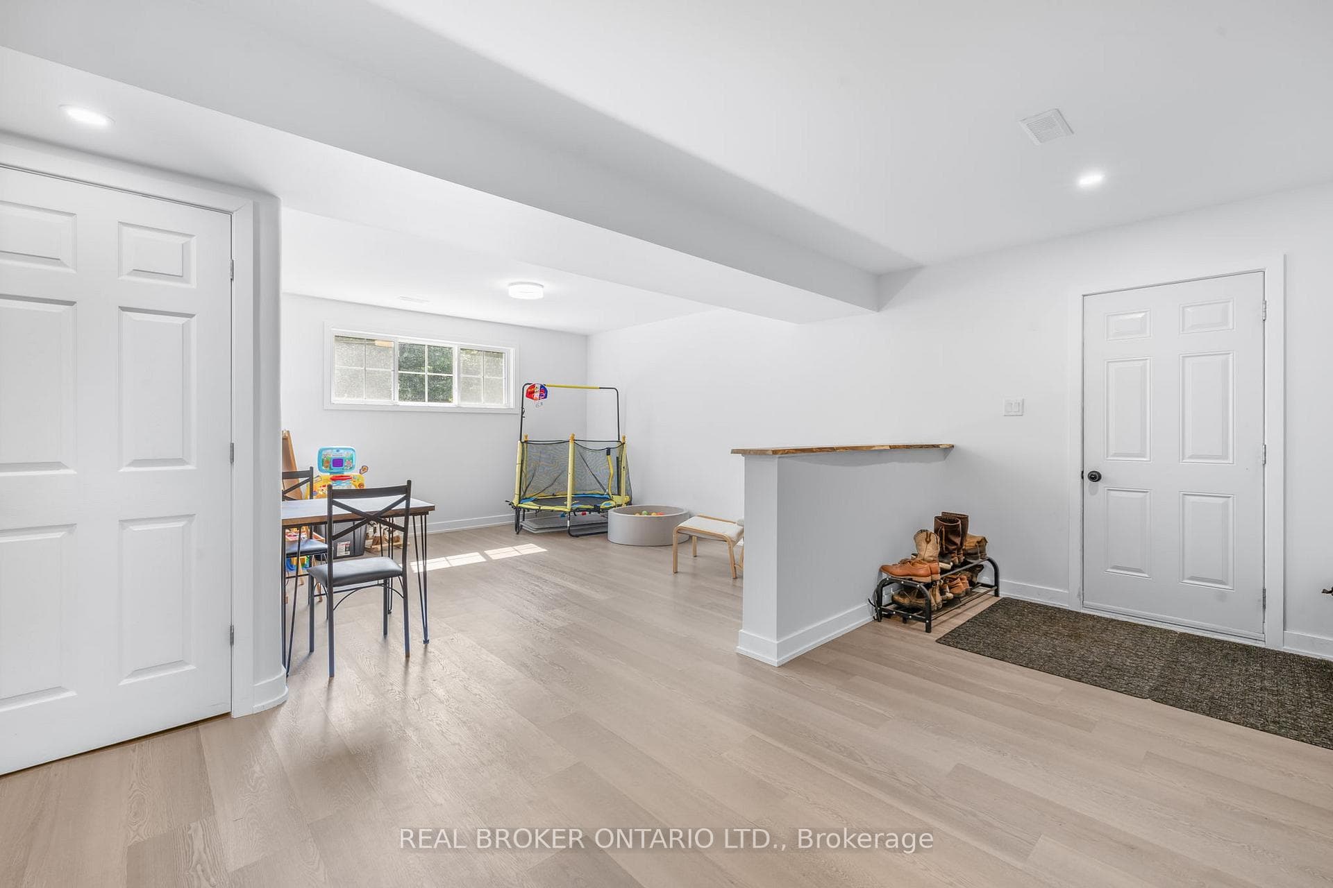804 Darling Road photo 27