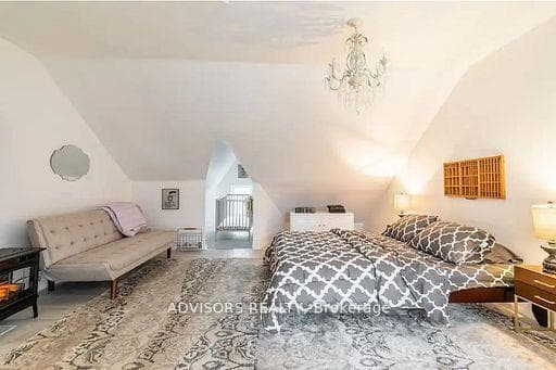 169 Gladstone Avenue Unit Upper photo 10