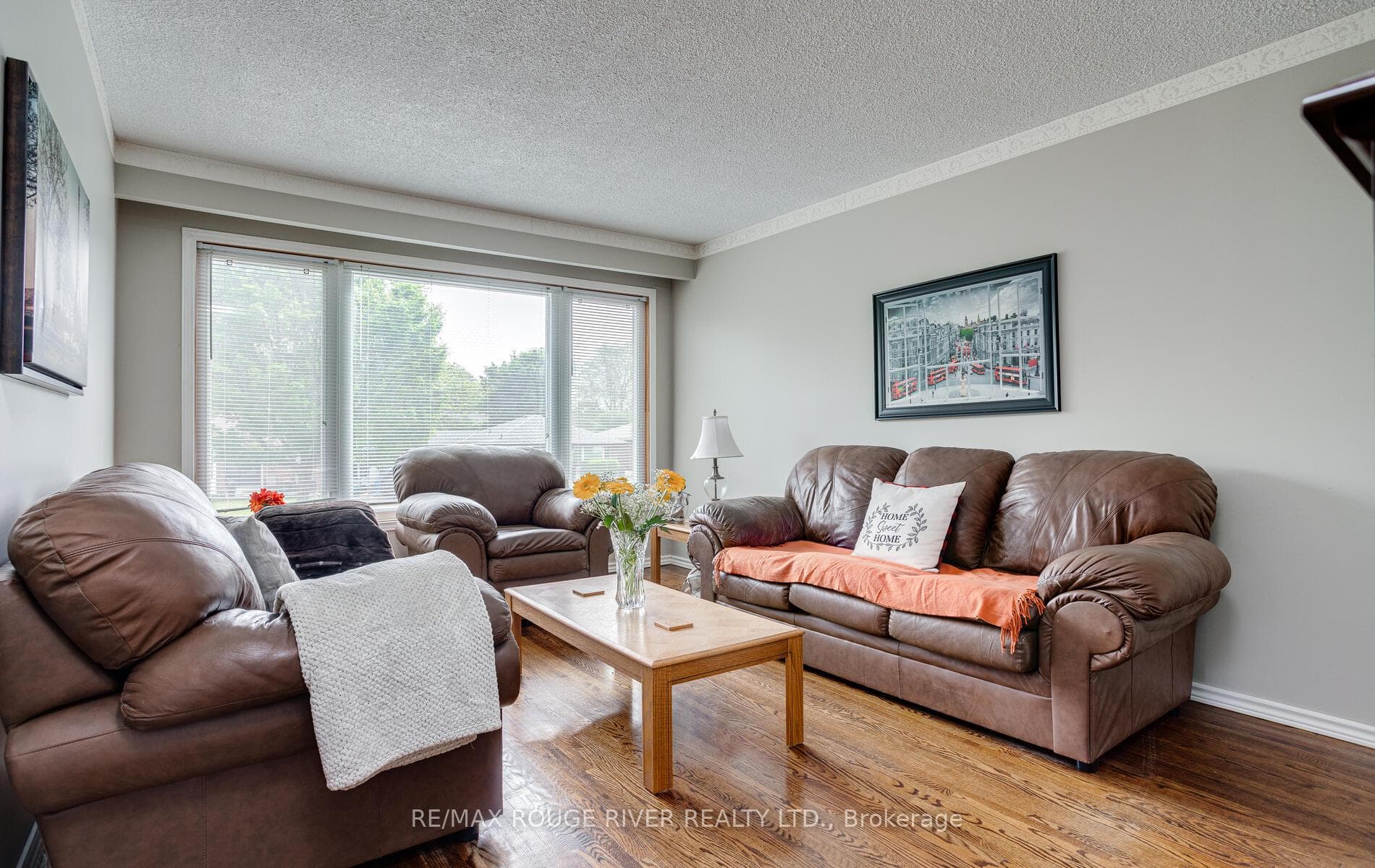 690 Central Park Boulevard photo 6